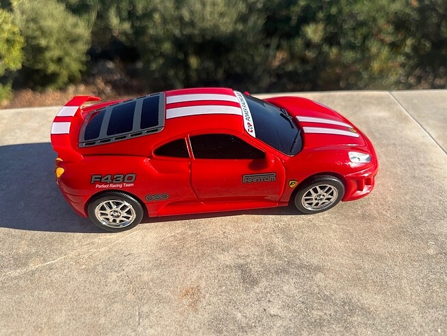 Beden Renk Transformers koleksiyon parçası Ferrari