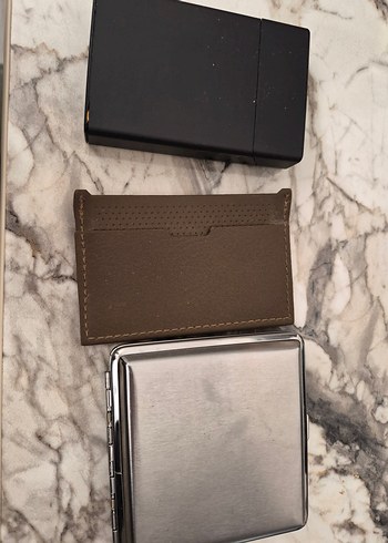 Kahverengi Minimalist Erkek Kartlık - Görsel 2