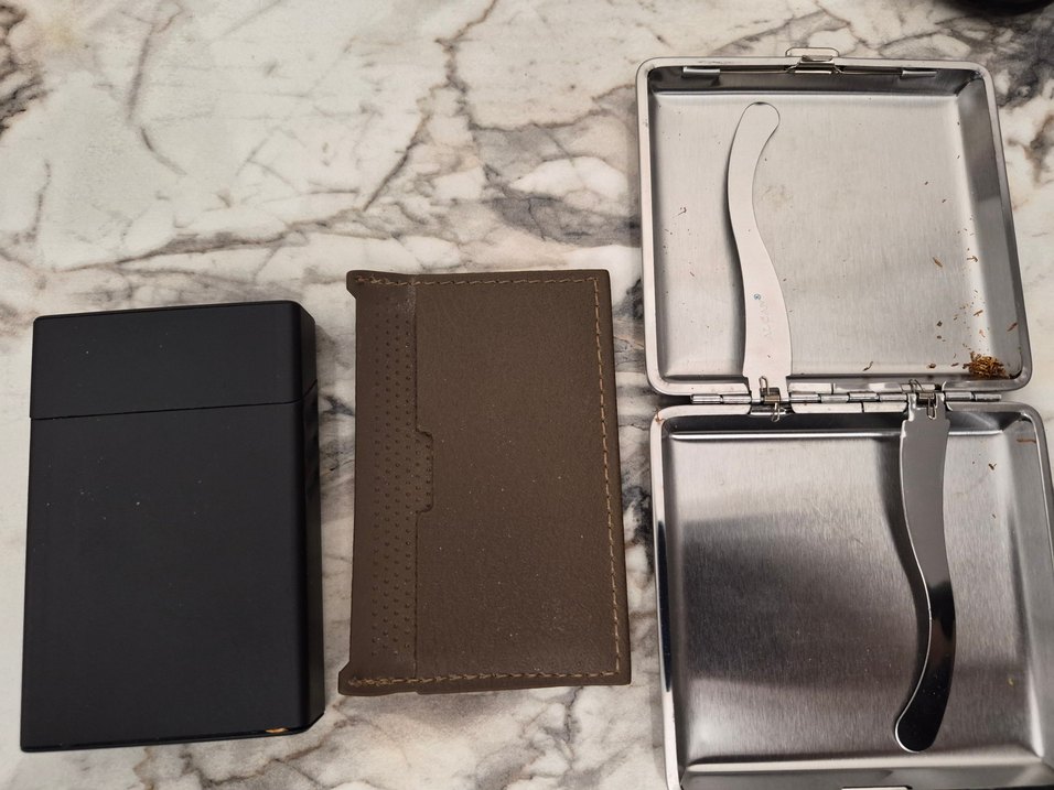 Kahverengi Minimalist Erkek Kartlık - Görsel 5