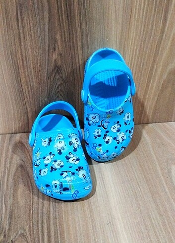 Cross Bebek Çocuk Terliği Sandalet 24 Numara