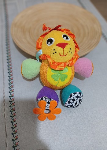 Chicco Renkli Aslan Diş Kaşıyıcı ve Çıngırak