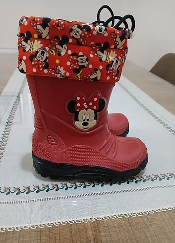 Minnie Mouse Kız çocuk bot