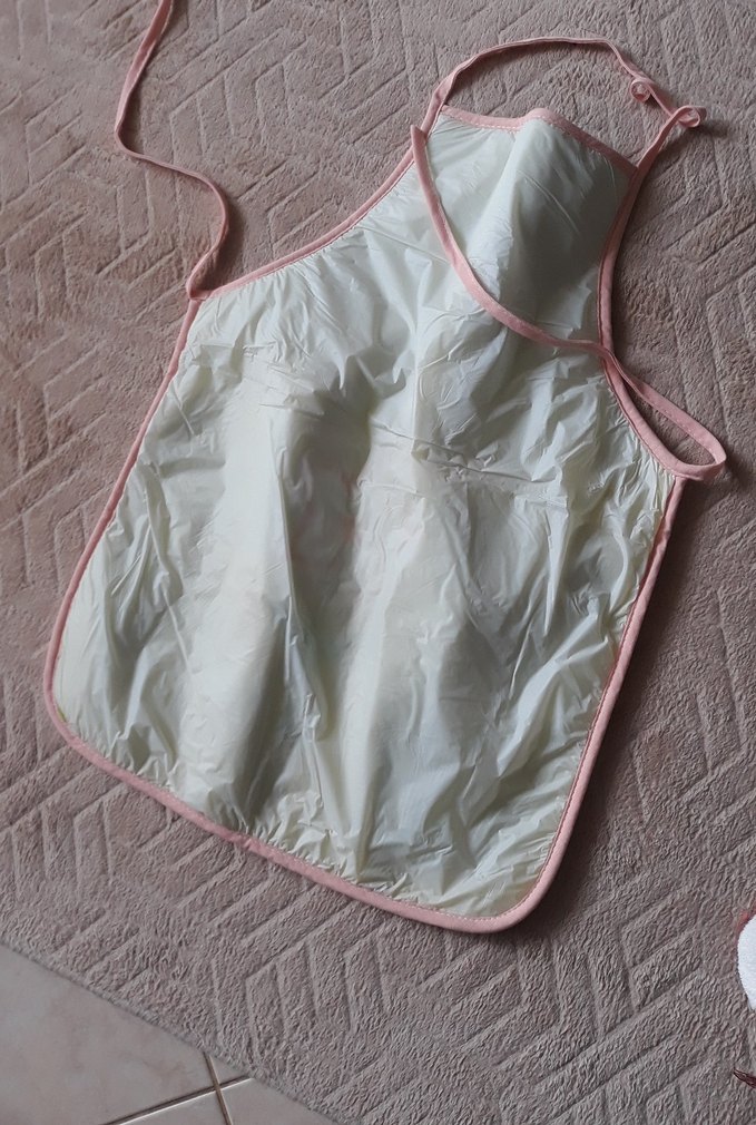 Renkli Nakışlı Yeşil Mutfak Önlüğü - Görsel 4