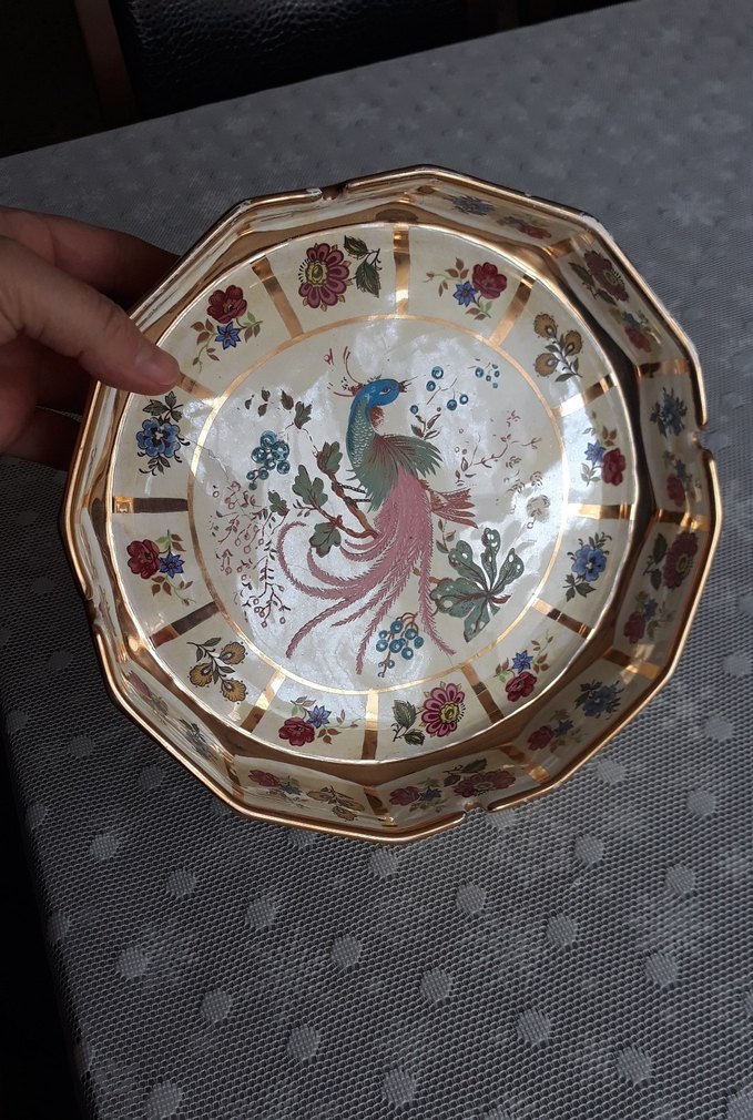 Çiçek Desenli Çokgen Porselen küllük - Görsel 3