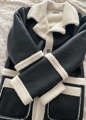 Siyah Deri Kadın Kaban Kürklü Detaylı - Görsel 2