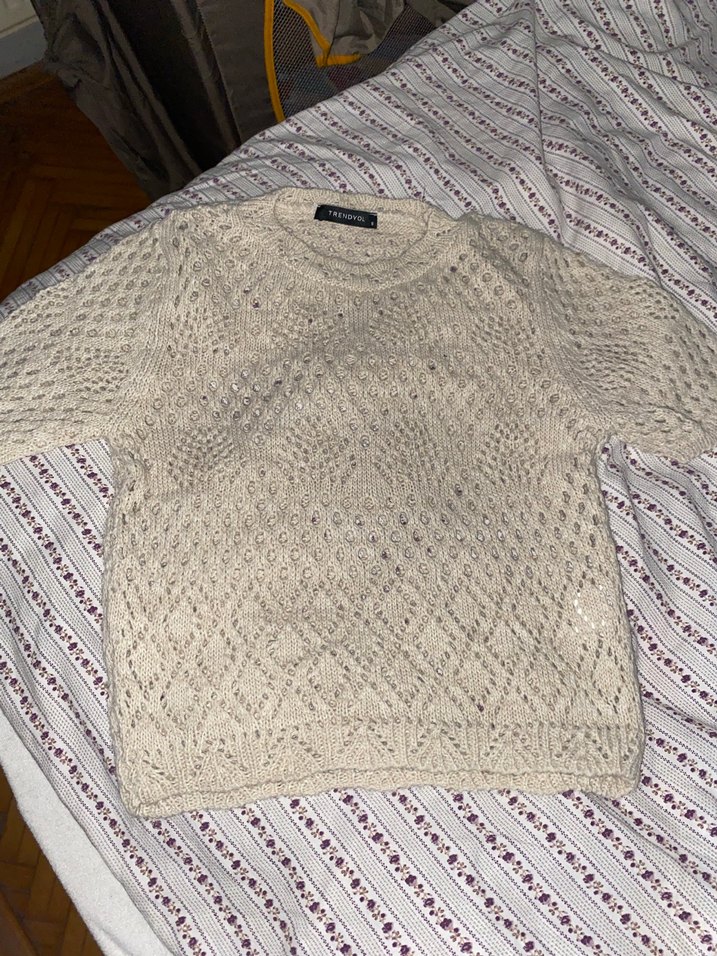 Bej Kısa Kollu Örgü - Görsel 2