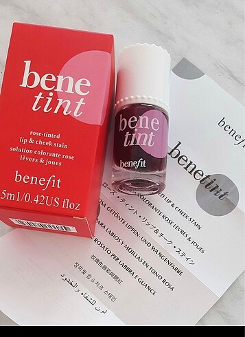 BENEFİT BENETİNT ALLIK RUJ KIRMIZI PEMBE