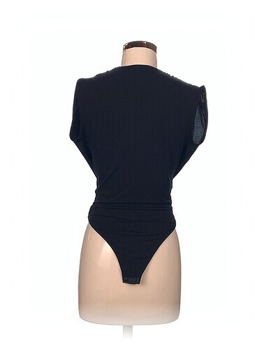 s Beden Zara Bluz %70 İndirimli.