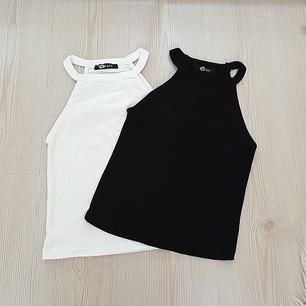 yeni croptop