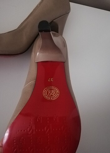 Diğer Stiletto