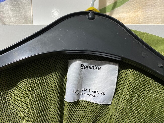 Bershka bershka yagmurluk