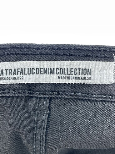 32 Beden siyah Renk Zara Jean / Kot %70 İndirimli.