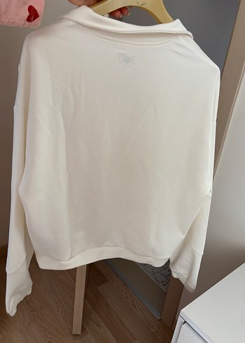 Beyaz Yarım Fermuarlı Kadın Sweatshirt - Görsel 4