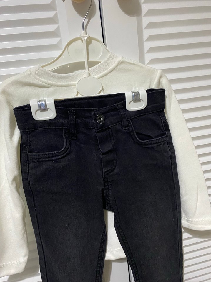 2 adet Beyaz ve siyah Baskılı Uzun Kollu  pantolonlu takım - Görsel 3