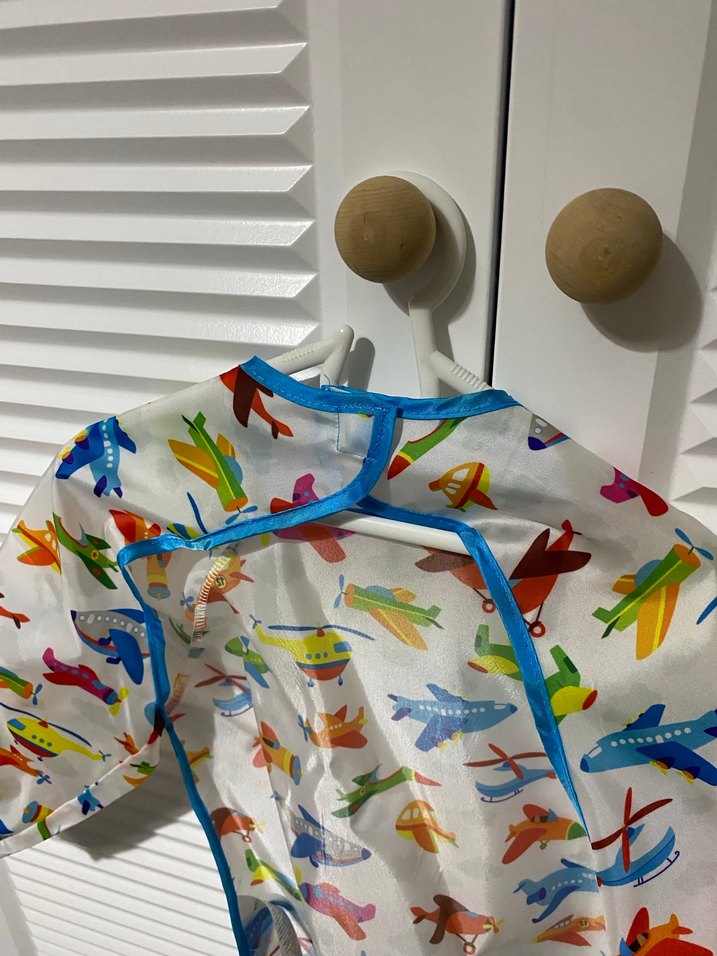 Renkli Baskılı Bebek Önlüğü - Görsel 3