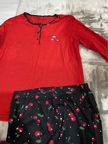 l Beden Pijama takımı