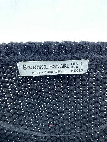 s Beden siyah Renk Bershka Kazak / Triko %70 İndirimli.