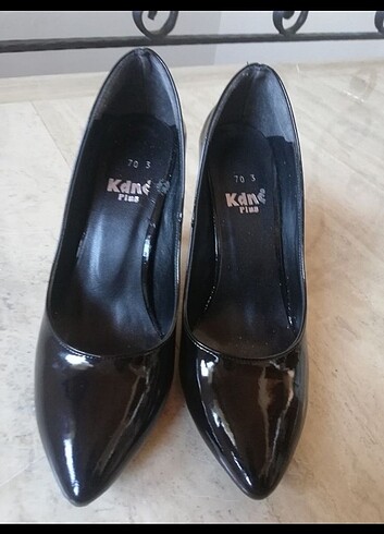 Rugan stiletto