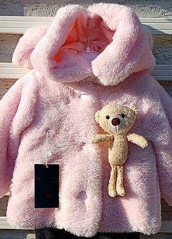 Peluş ayicikli mont