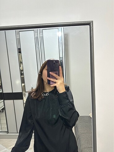 Saten gömlek