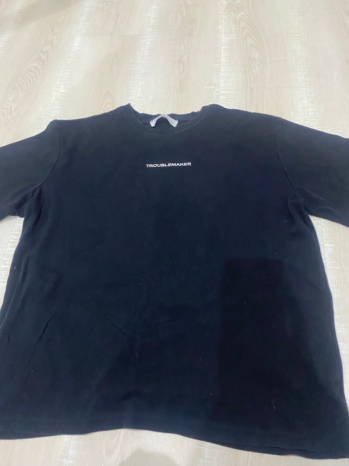 Siyah Baskılı Kısa Kollu tshirt - Görsel 3