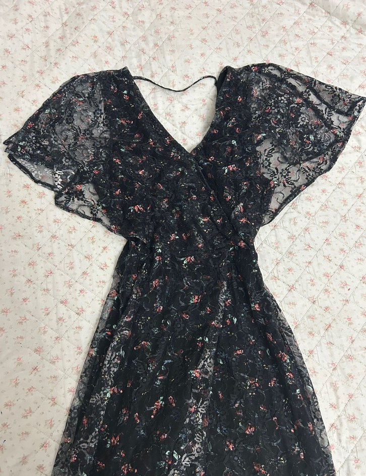 Dantel Detaylı Siyah Midi Gotik Elbise - Görsel 2