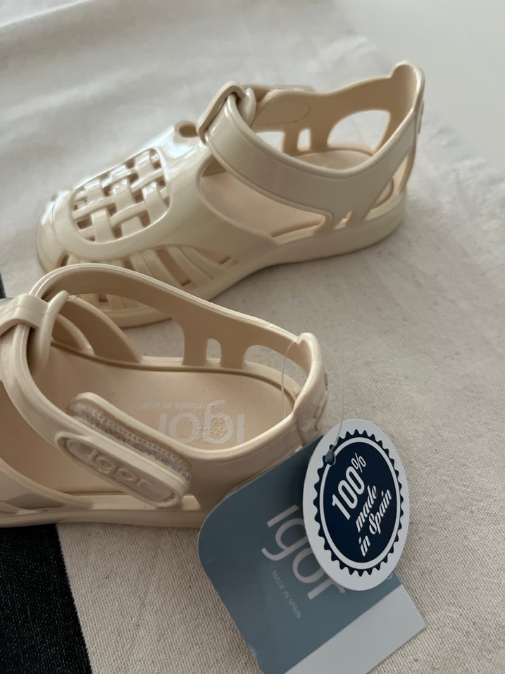 Kız Çocuk Beyaz Tokalı Kauçuk Sandalet - Görsel 3