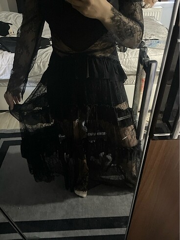 s Beden Uzun siyah dantelli gotik elbise