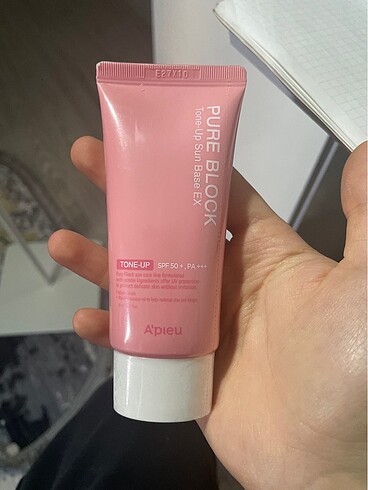 Missha renkli güneş kremi