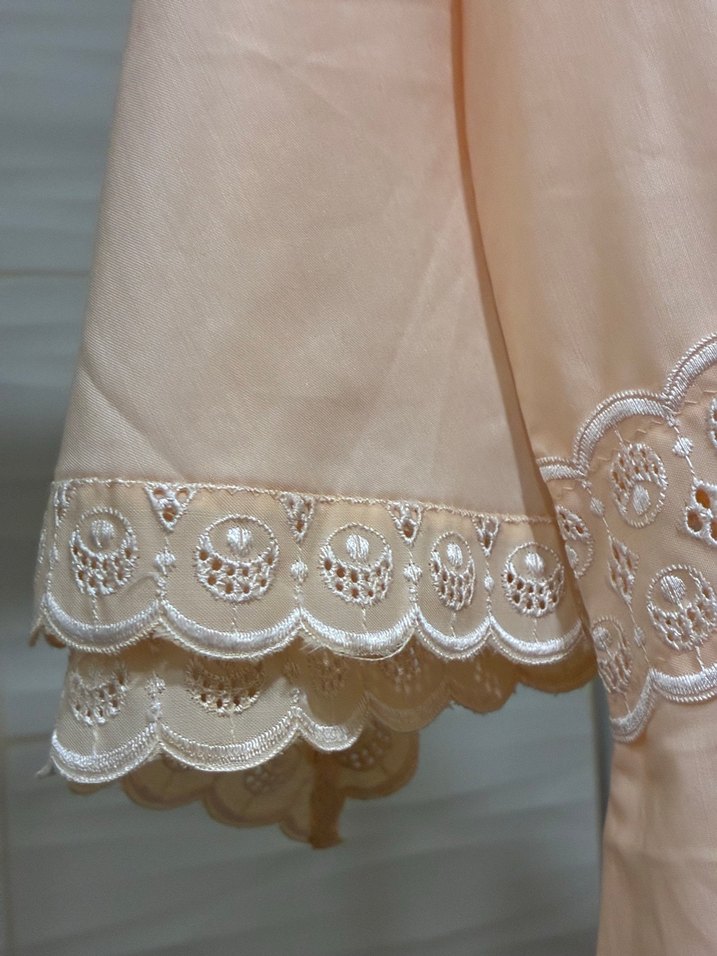 Bej Vintage Dantelli Kadın Uzun sabahlık - Görsel 4