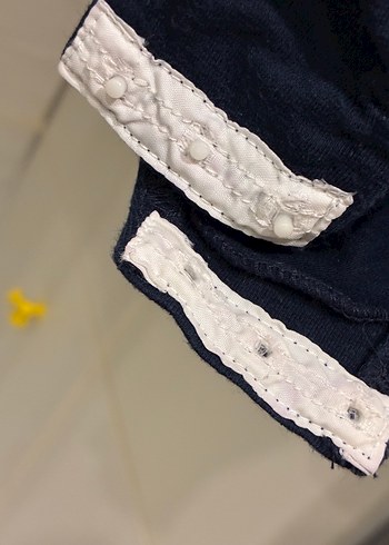 V Yaka Lacivert Fırfırlı Body - Görsel 3