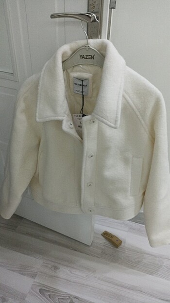 YENİ BERSHKA CEKET