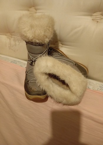 Bej, Kürklü Kadın Dolgu Topuk Bot. Orjinal Kauçuk Tabandır. - Görsel 2