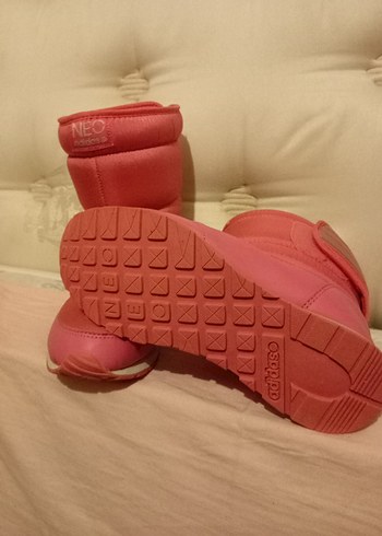 Adidas Bayan Pembe Kauçuk Kaydırmaz  Bot - Görsel 4