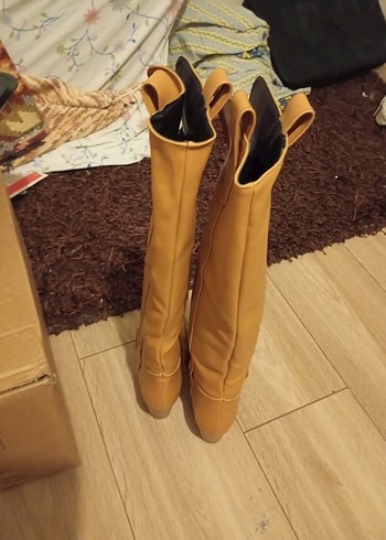 Bej Deri Toka Detaylı Kadın Diz Boyu Bot. - Görsel 4