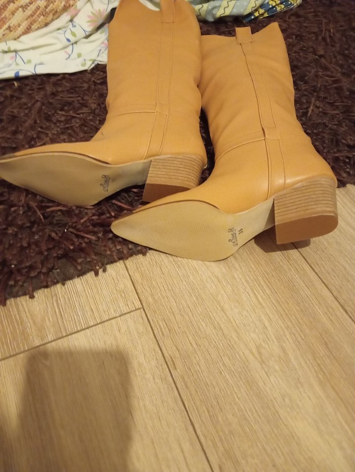 Bej Deri Toka Detaylı Kadın Diz Boyu Bot. - Görsel 5