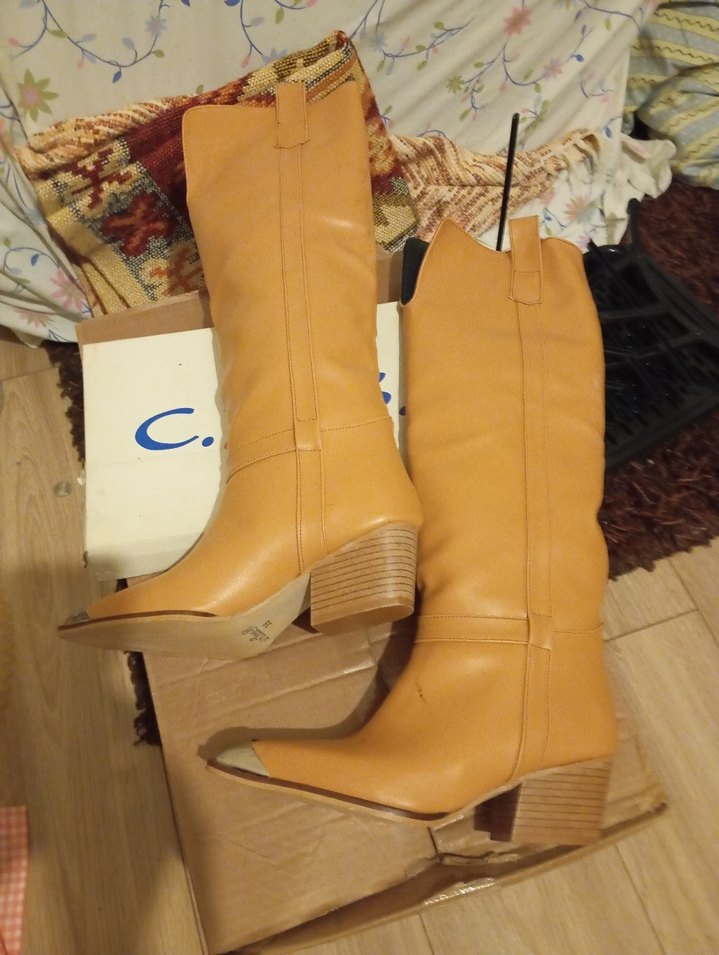 Bej Deri Toka Detaylı Kadın Diz Boyu Bot. - Görsel 2