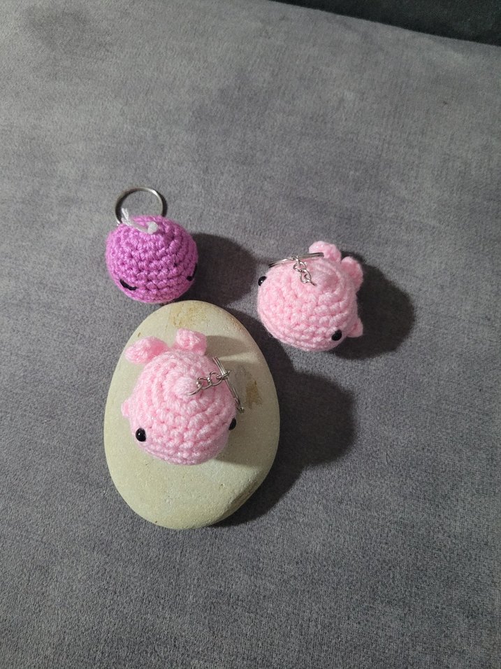 Örgü Pembe Çocuk Anahtarlıkları - Görsel 3