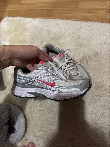 Nike ayakkabı