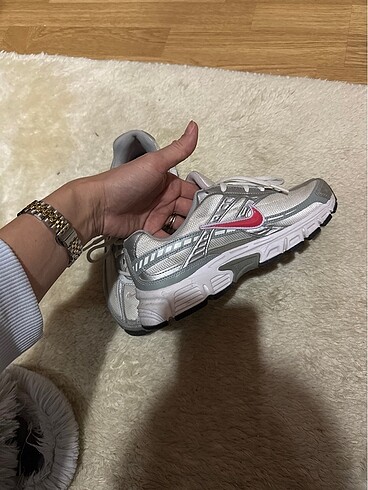 37,5 Beden beyaz Renk Nike ayakkabı