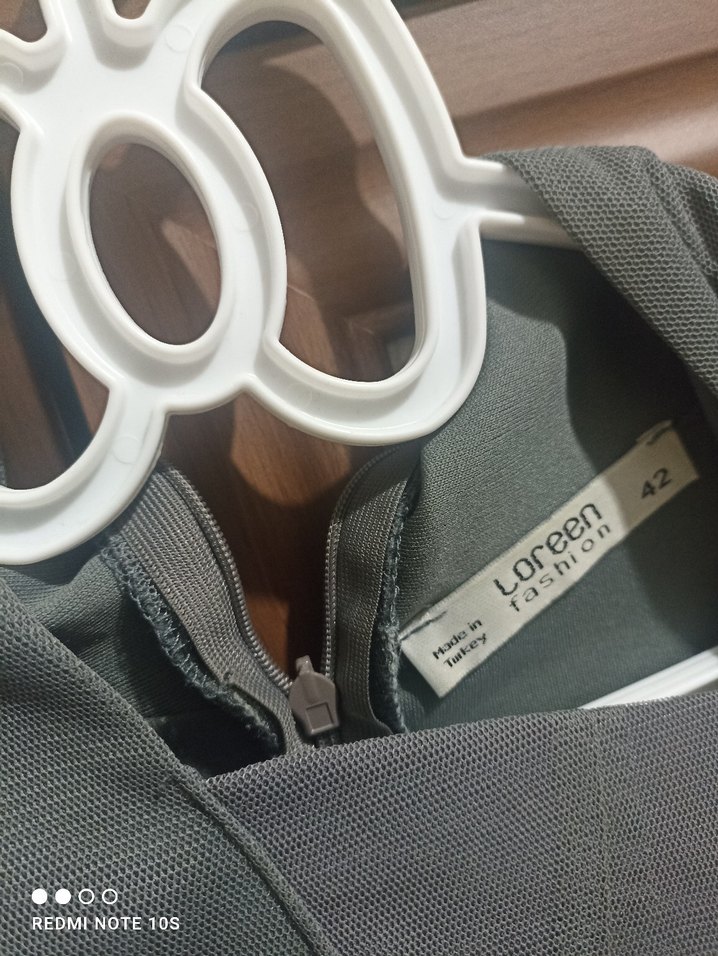 Gri Uzun Kollu Drapeli Abiye Elbise - Görsel 4