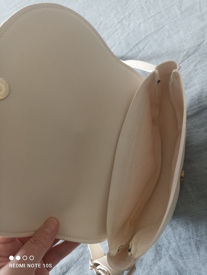 Beyaz Deri Tokalı Kadın Çanta - Görsel 5