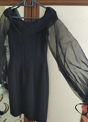 Kısa kolları tül abiye - Görsel 2