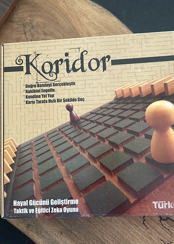 Beden Kırmızı Ahşap Koridor Oyunu