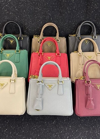 PRADA GALLERİA 