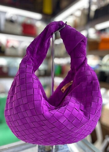 BOTTEGA VENETA JODİE NUBUK MEDiUM