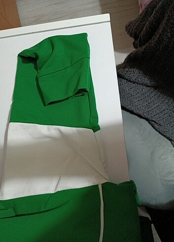 l Beden L-XL beden yeşil sweatshirt
