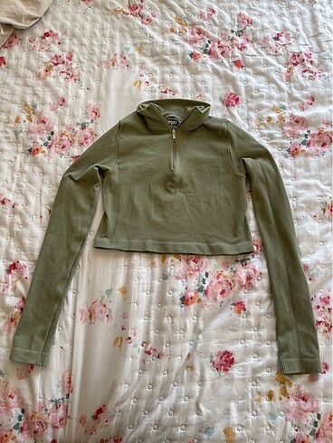 Yesil uzun kollu crop