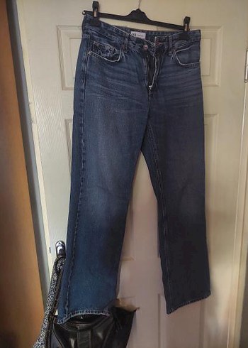 Zara Straight Jean