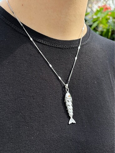 Silver Rengi Balık Charmlı Kolye